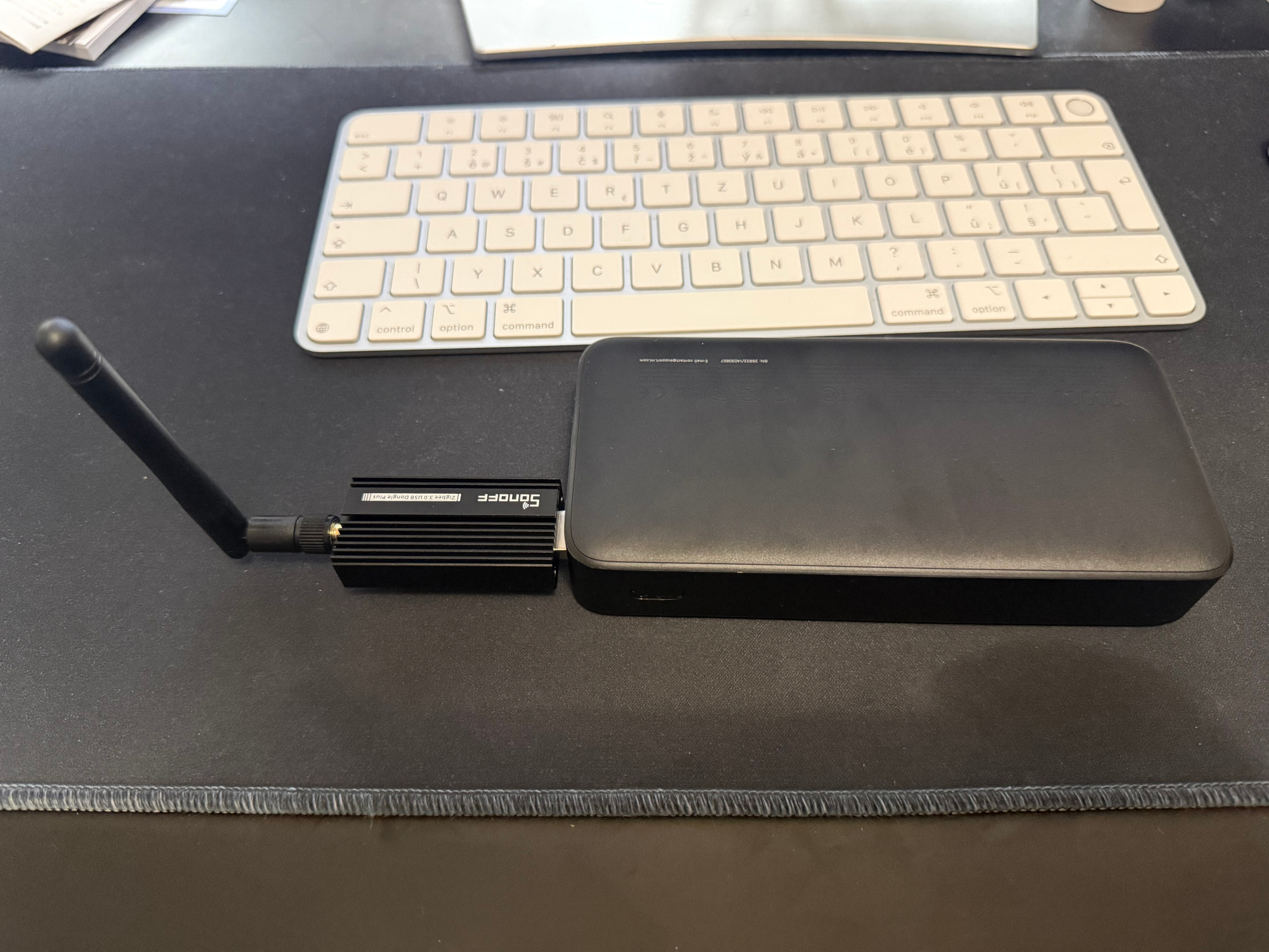 Zigbee dongle powered by a power bank